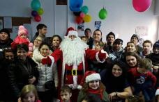 Tinerii social-democrați și parlamentarii PSD au oferit cadouri de Crăciun copiilor cu probleme medicale de la centrele sociale din Botoșani
