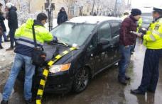 Inconștiența la volan! Fără permis de conducere s-a urcat băut la volan și a lovit un pieton cu mașina după care plecat liniștit acasă