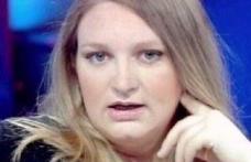Botoşăneanca Miruna Căjvăneanu moderează o conferinţă a Comisiei Europene la Roma