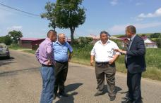 Lucrările de reparații și întreținere pe drumurile județene sunt în plină desfășurare în această perioadă - FOTO