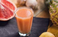 Obişnuieşti să bei suc natural din fructe? Nu mai face acest lucru! Motivul te va uimi