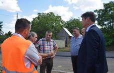 Lucrări de asfaltare inspectate de prefect - FOTO