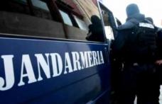 Doi elevi de liceu victimele unui furt în plină zi
