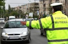 Peste o sută de poliţişti în razie: Percheziţii, controale și maşini oprite în trafic