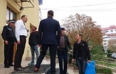 Soluţii identificate pentru botoşănenii care nu au beneficiat astăzi de serviciile Serviciului de Permise şi Înmatriculări