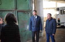 Pregătirea operaţiunilor de deszăpezire şi aprovizionarea cu material antiderapant, verificate de prefectul Dan Şlincu - FOTO