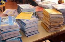 Anunţ important al Ministerului Educaţiei privind manualele şcolare