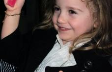 Irina nu mai are voie să vorbească la telefon cu mama ei