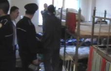 Vezi ce au descoperit polițiștii în urma percheziţiei într-o cameră a Penitenciarului de Maximă Siguranţă