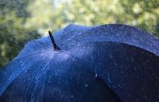 ALERTĂ METEO. Cod PORTOCALIU de ploi abundente în județul Botoșani