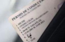 Conducere fără permis şi uz de fals