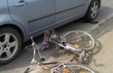 ACCIDENT la Darabani. Biciclist de 14 ani, lovit în plin de o maşină!