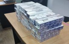 Ţigarete de contrabandă cu destinaţia Italia, descoperite la Vama Stânca - FOTO