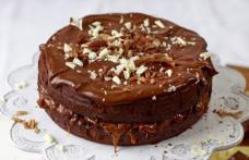 Tort cu ciocolată și caramel sărat