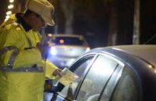 Tânăr din Botoșani, depistat conducând un autoturism care avea numerele expirate