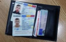 Opt cărţi de identitate false, descoperite la Punctul de Trecere a Frontierei Stânca - FOTO