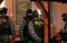 Percheziţii la Săveni şi Avrămeni. Ţigări de contrabandă confiscate de poliţişti