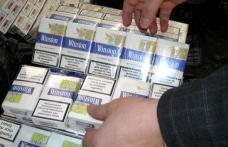 Ţigări de contrabandă confiscate de poliţişti din Piaţa Centrală