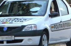S-a urcat la volan fără permis şi a produs un accident