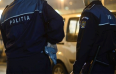 Doi tineri din Botoșani cercetaţi pentru distrugerea unui autoturism