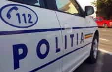 Băut bine. S-a răsturnat cu mașina în şanţul de pe marginea drumului