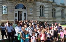 Proiect educațional „Copacul Prieteniei”: Centrele de zi pentru copii Dumbrăvița și Ibănești – Centrul de zi pentru copii „Jurjac” Dorohoi - FOTO