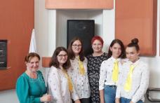 Program festiv, cu ocazia împlinirii a 612 ani de la prima atestare a Dorohoiului, cu elevii școlilor și liceelor din municipiu - FOTO