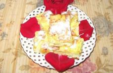 Plăcintă creață cu brânză dulce și stafide