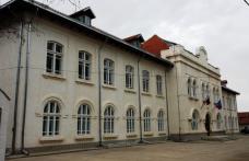 Încă o iarnă în frig pentru elevii de la Liceul din Șendriceni!