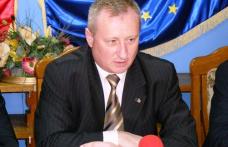 Potrivit unui ordin al prefectului judeţului, adeverinţele de venit pentru toate prestaţiile sociale se vor obţine de la primării