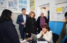 Prefectul Dan Şlincu şi-a exercitat dreptul de vot - FOTO