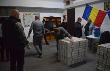 BULETINELE de vot pentru turul doi au ajuns la Botoșani sub paza Inspectoratului Judeţean de Jandarmi - FOTO