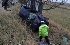 Cinci persoane rănite grav într-un accident la Cucorăni
