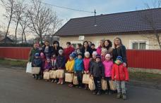 Zeci de copii din județ au primit cadouri de la femeile social-democrate - FOTO