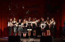 Crăciun la Liceul „Regina Maria” Dorohoi! Atmosfera de sărbătoare e în sufletul tinerilor - FOTO