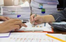 Bugetarii merg pe rând în șomaj tehnic: sunt exceptați polițiștii, medicii și profesorii