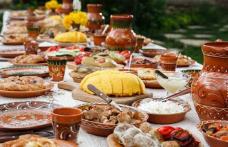 Tradiții și obiceiuri de Moșii de vară. Ce se dă de pomană în această zi