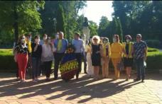 PNL Botoșani: „Omagiu etern poetului nepereche” - FOTO