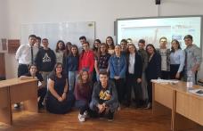 Clubul de dezbatere academică de la Colegiul Național „Grigore Ghica” Dorohoi schimbă destine - FOTO