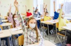 Părinții răsuflă ușurați! Copiii nu vor mai avea nevoie de declarație pe propria răspundere în noul an școlar