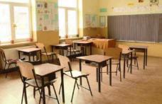 Trei zile libere pentru elevi şi profesori pentru alegerile locale din 27 septembrie. Când nu se ţin cursuri