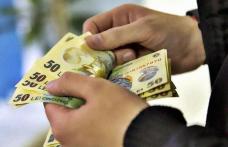 Se dau 180 de lei de persoană. Sute de mii de români vor primi banii lunar