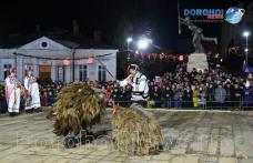 Datini și obiceiuri din ajunul Anului Nou: Primăria Dorohoi face precizări referitor la organizare