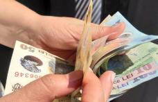 Guvernul PNL-USR-UDMR se răzbună, acum, și pe elevi și studenți, după ce a înghețat veniturile vârstnicilor