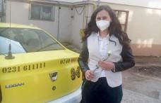 Taxi Ada Dorohoi a oferit flori și felicitări de 8 Martie pentru toate doamnele și domnișoarele - FOTO