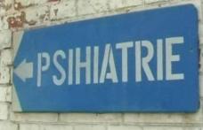 Scandalagiu agresiv, amendat și internat la psihiatrie