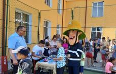 „Un cămin sigur pentru copilul tău!” – campanie de informare pompierilor botoșăneni în rândul părinților - FOTO