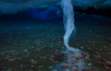 Fenomen spectaculos: Ţurţuri uriaşi şi ucigaşi pe fundul oceanului VIDEO