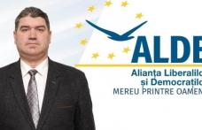 Bătaie de joc: CFR Călători face promoții pentru publicul festivalier, dar anulează trenuri pentru cei care merg la muncă - FOTO