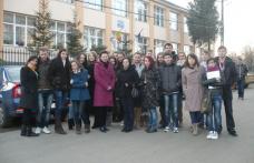 Colegiul Național „Grigore Ghica”: Proiect de voluntariat „Sprijin la bătrâneţe”